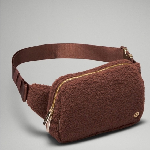 BNWT Sealed Package Lululemon Everywhere Belt Bag Large 2L Sherpa Brown Earth - Picture 2 of 15